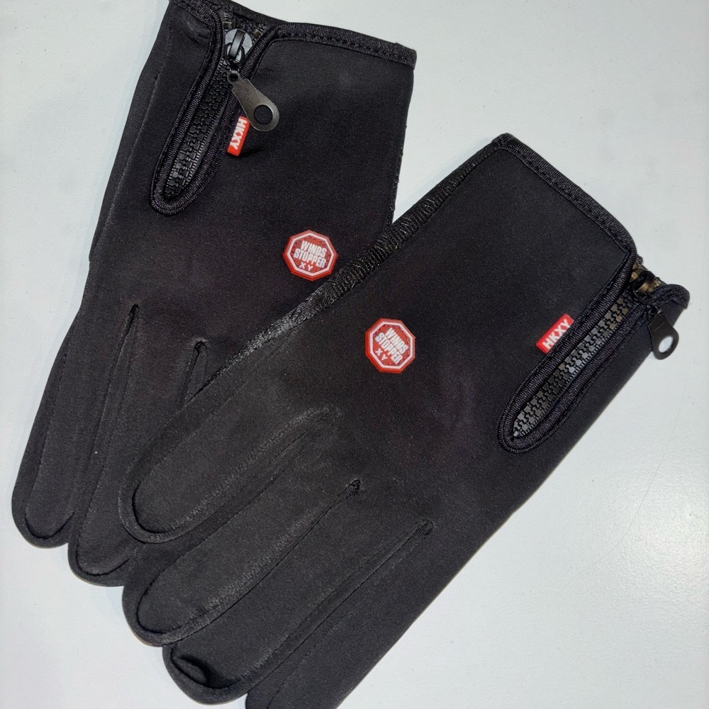 Black Windstopper Gloves